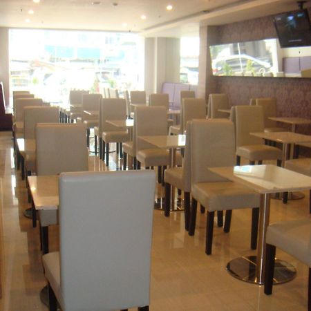 Rio City Hotel Palembang Exteriör bild